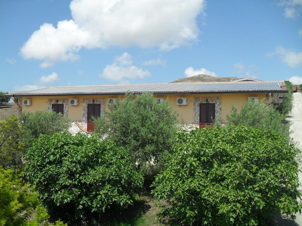 Agriturismo La Targa Buonfornello Exteriér fotografie