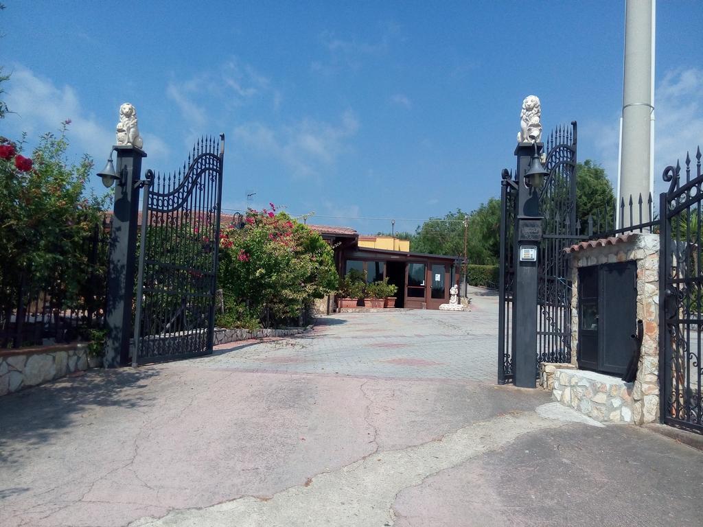 Agriturismo La Targa Buonfornello Exteriér fotografie